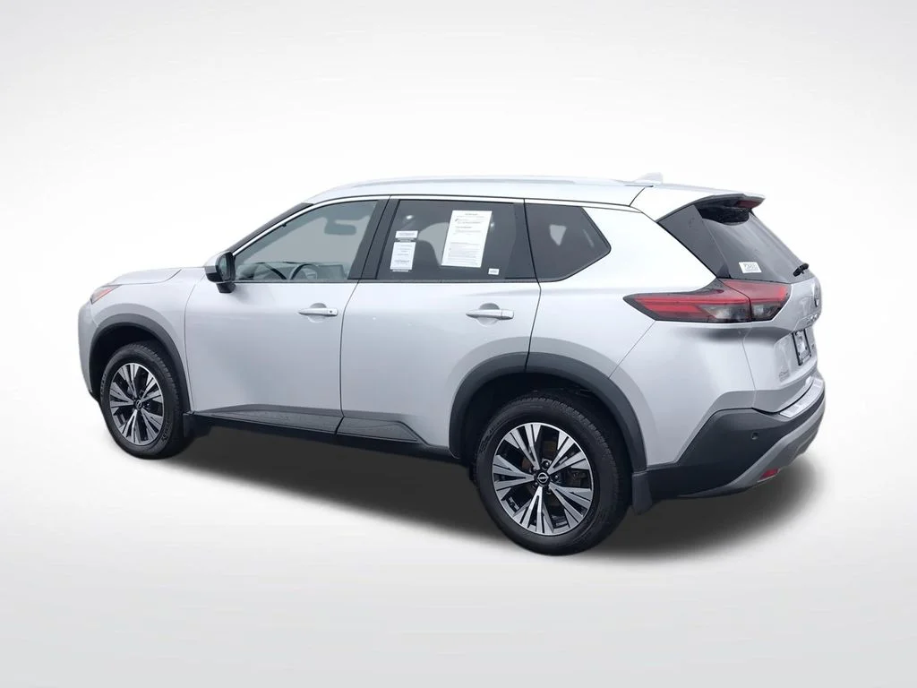 Used 2023 Silver Nissan SV image 7