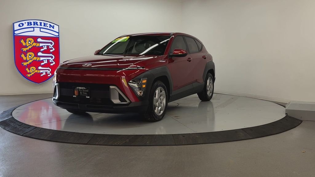 Used 2024 Red Metallic Hyundai SE image 9