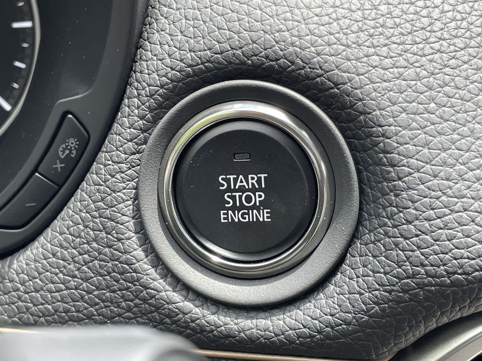 New 2026 Machine Gray Metallic Mazda Preferred image 32