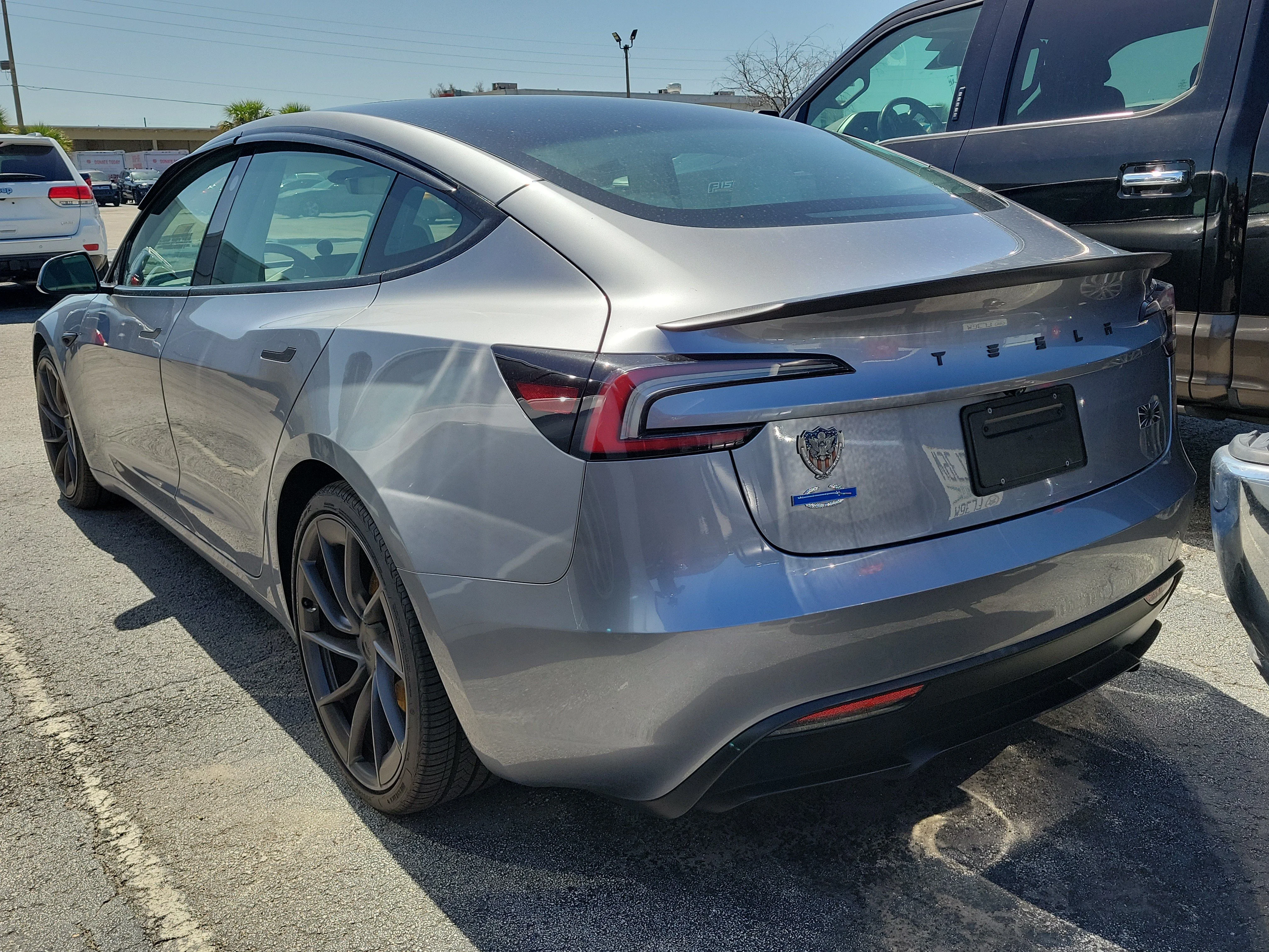 Used 2025  Tesla Performance image 4