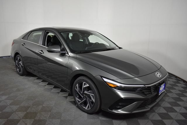 New 2026 Gray Hyundai Limited image 11