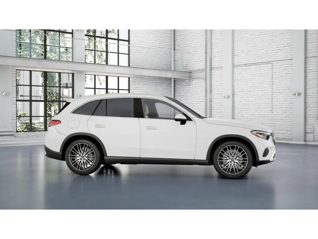 New 2027 White Mercedes-Benz GLC 300 image 15
