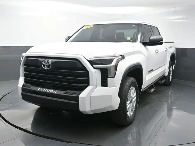 2023 Toyota Tundra SR5 3.4L 4WD CrewMax 5.5' Bed's photo