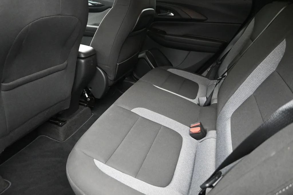 Used 2024 White Chevrolet LT image 12