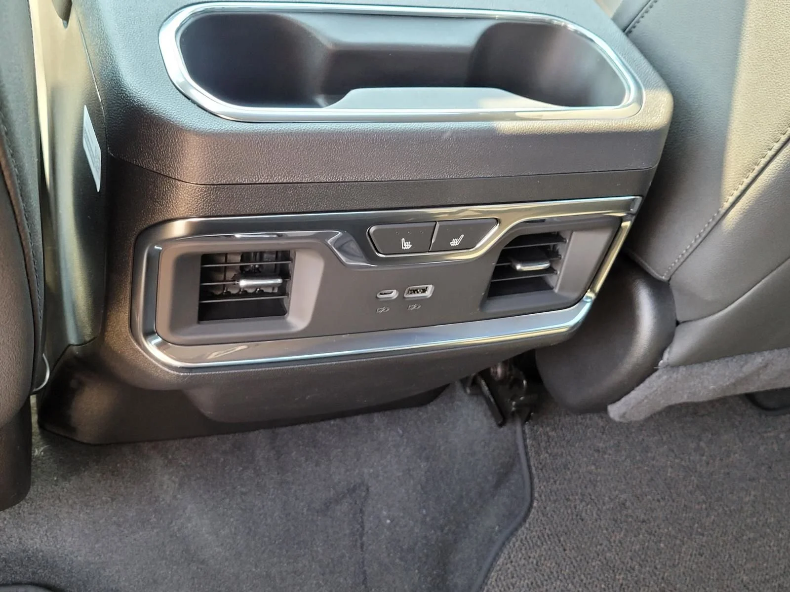 2026 Chevrolet Silverado 3500 HD High Country - Photo 11