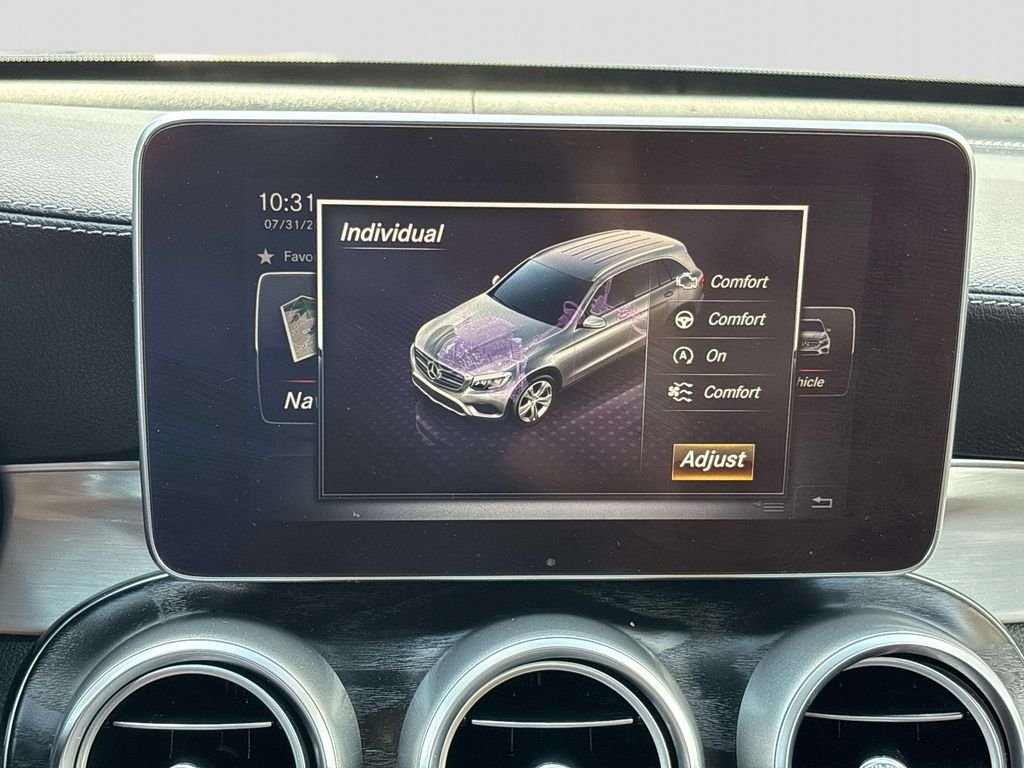 Used 2019 Blue Mercedes-Benz GLC 300 image 26