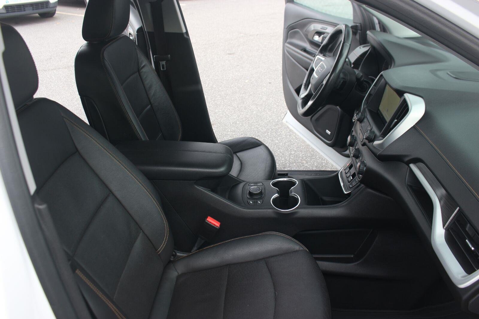 Used 2020 SUMMIT WHITE GMC SLT image 35