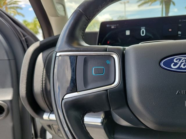 Used 2025 White Ford Platinum image 21