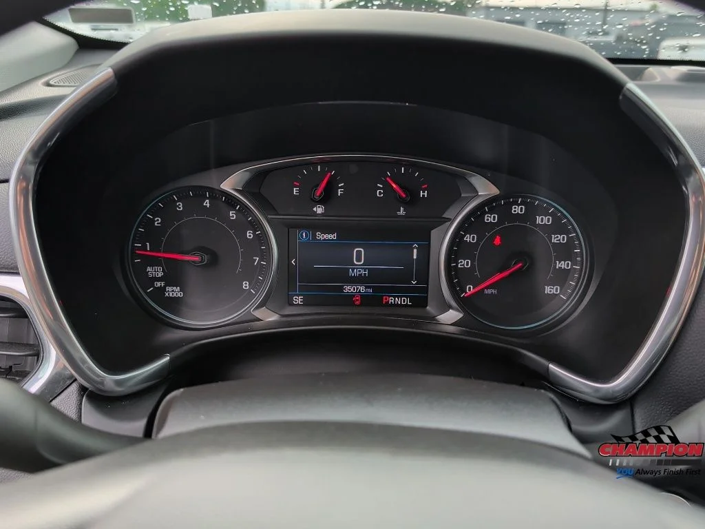 Used 2023 Gray Chevrolet LT image 28