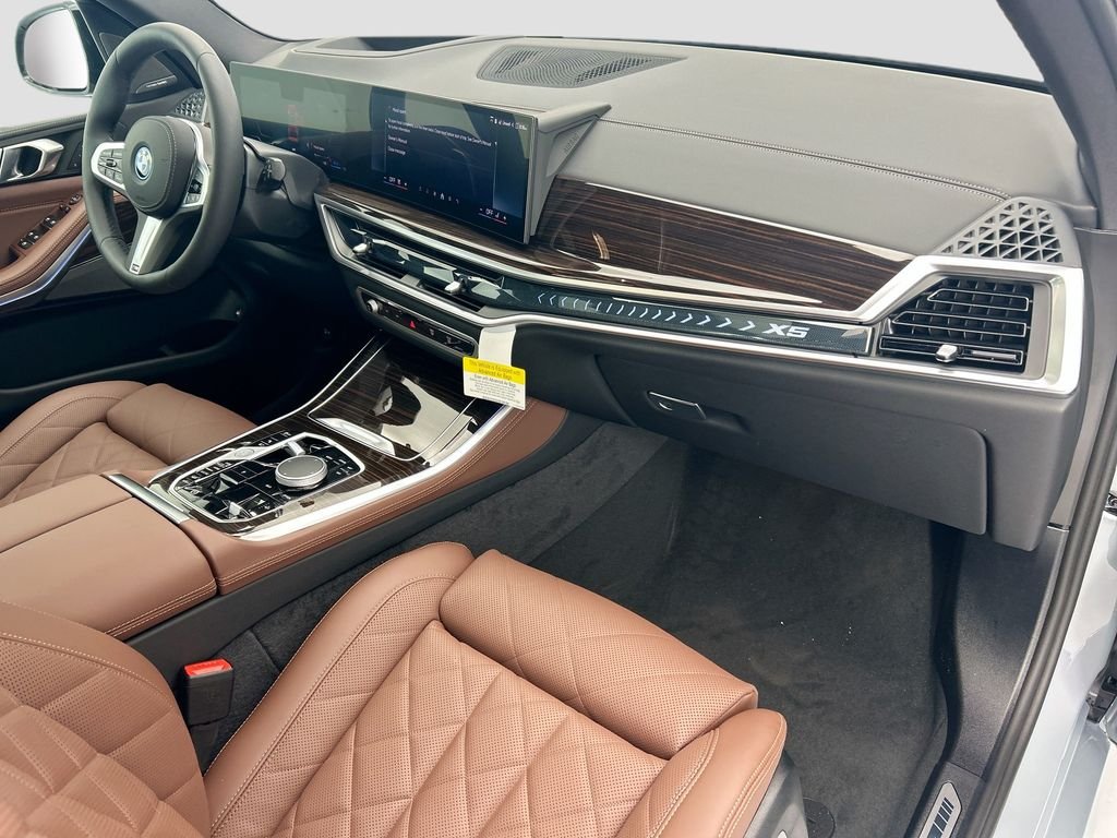 New 2026 Gray Metallic BMW xDrive50e image 16