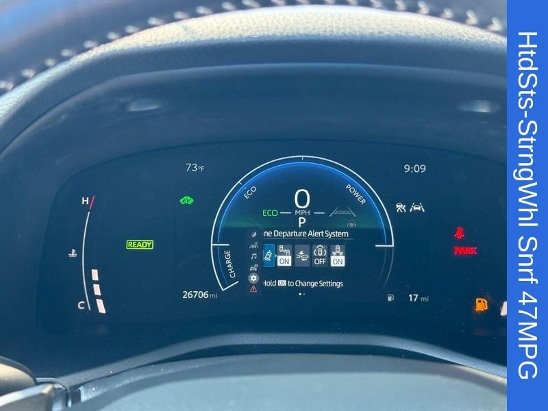 Used 2025 Ice Toyota SE image 22