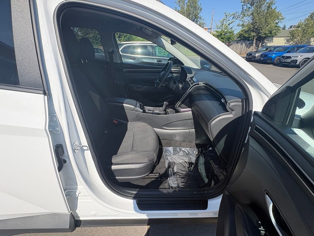 Used 2024 White Pearl Hyundai SEL image 23