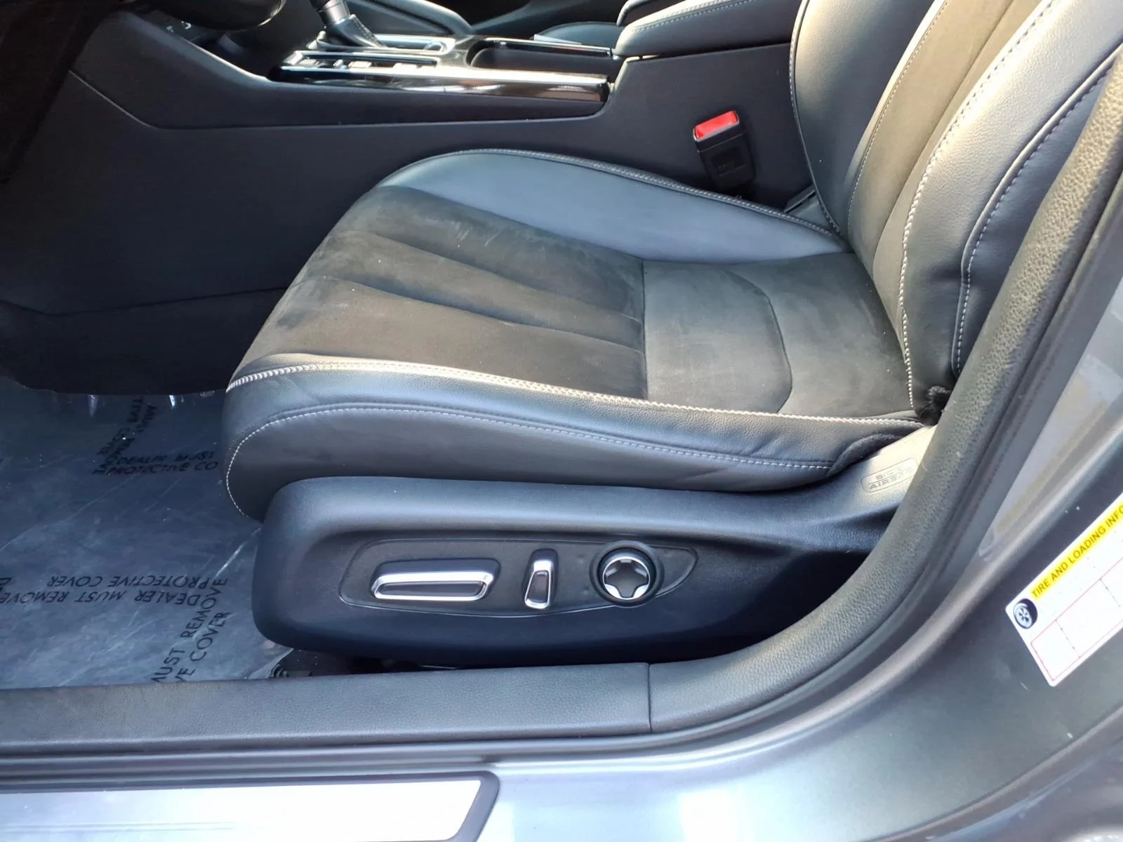 Used 2023 Dk. Gray Acura w/Tech w/A-SPEC image 18