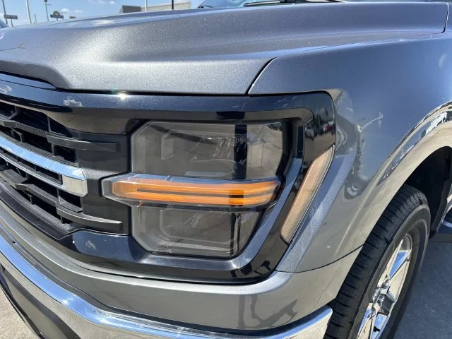 Used 2024 Gray Ford XLT image 8