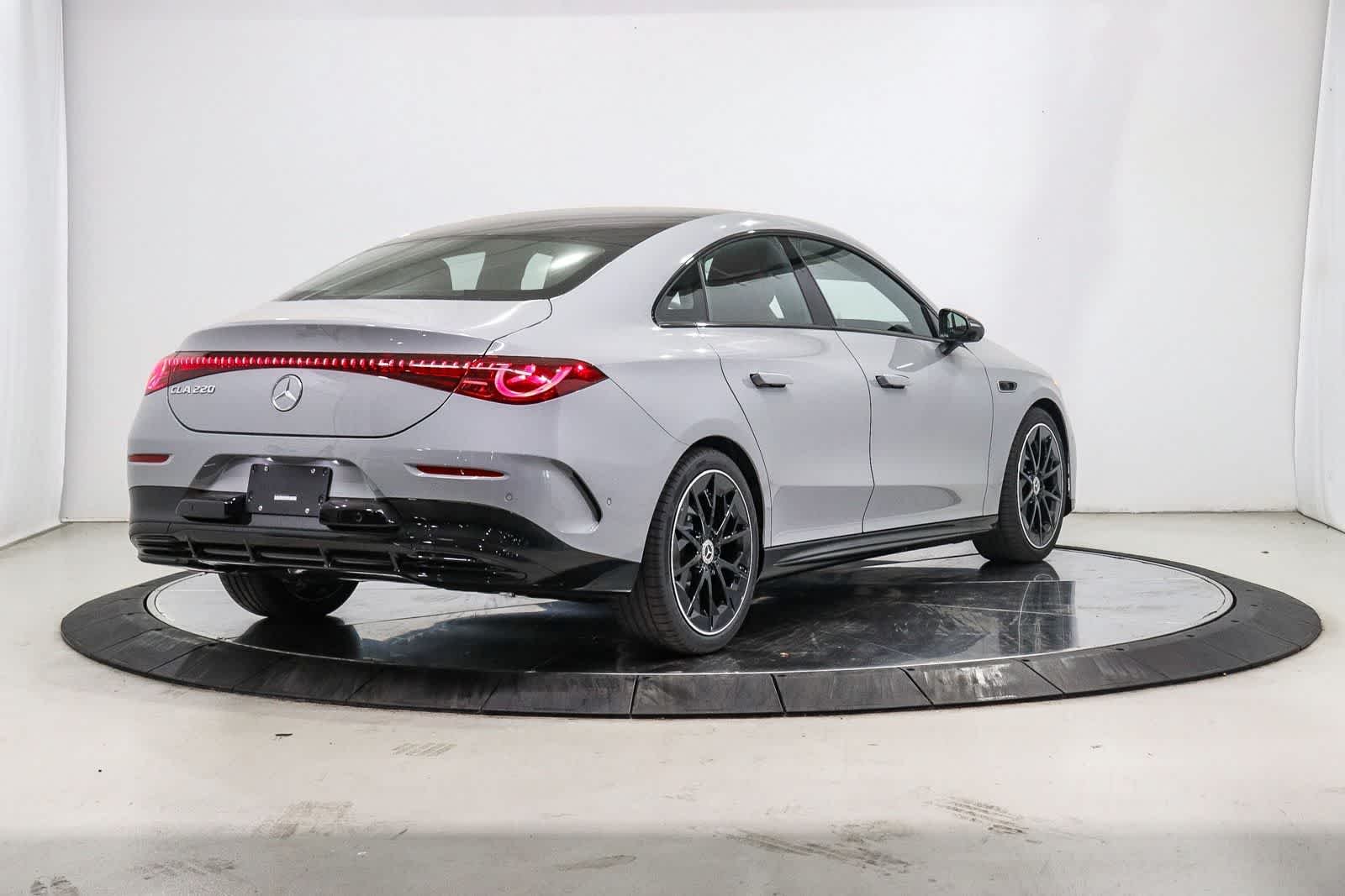 New 2027 MANUFAKTUR Alpine Grey Mercedes-Benz CLA 220 Hybrid image 4