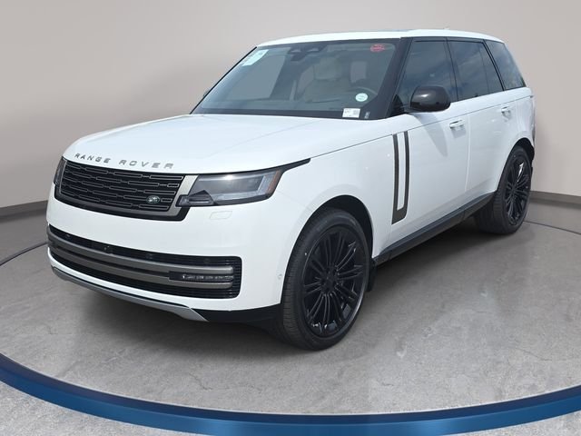 New 2026 Ostuni Pearl White LAND ROVER SE image 1