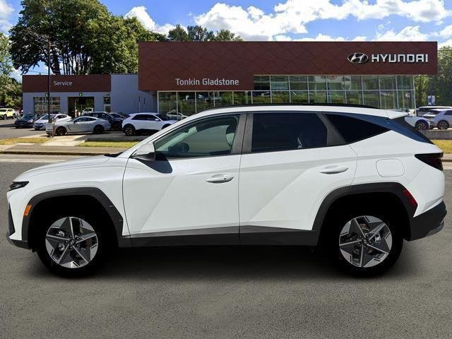 New 2026 White Pearl Hyundai SEL AWD image 3