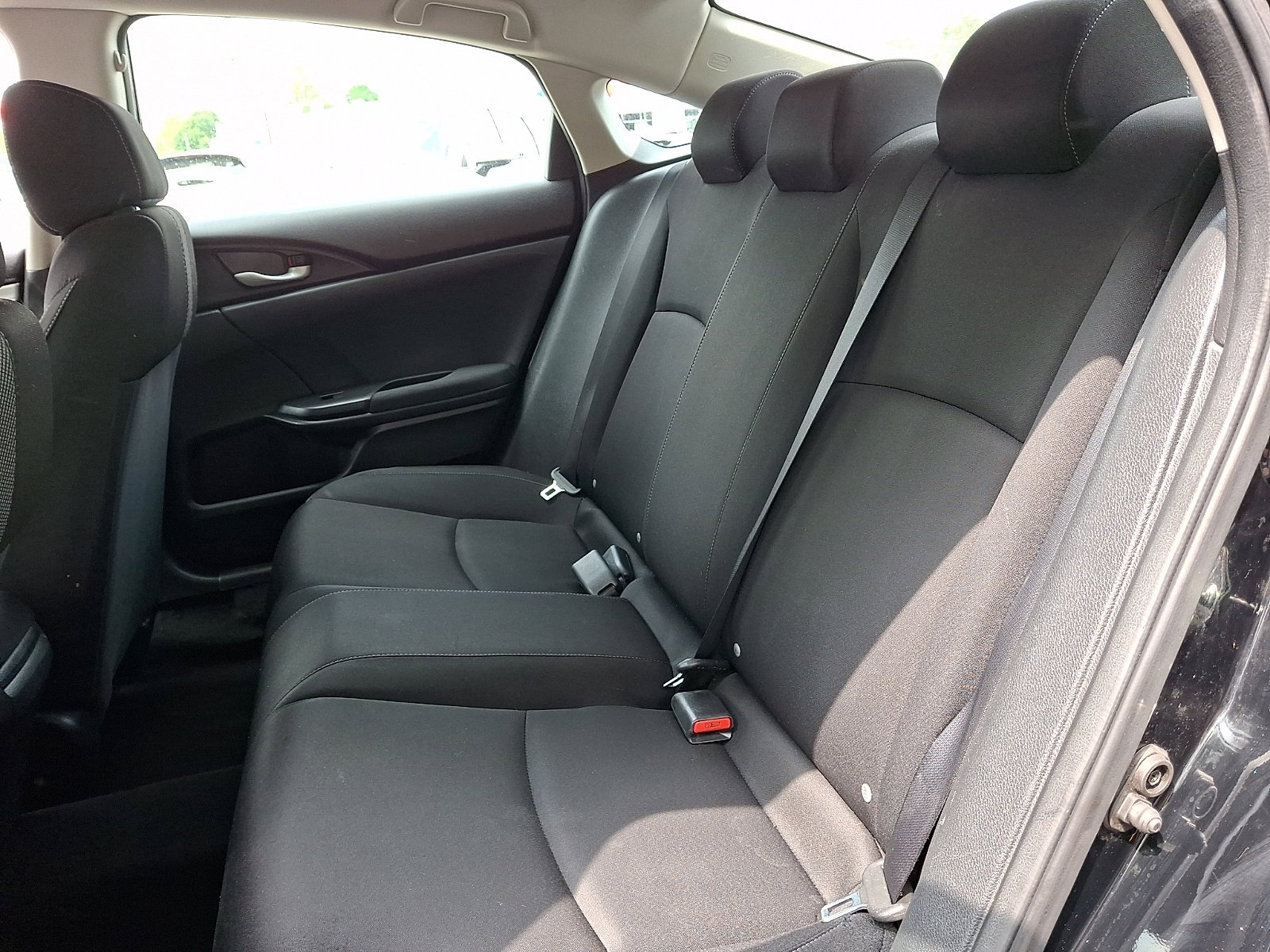 2017 Honda Civic LX - Photo 9