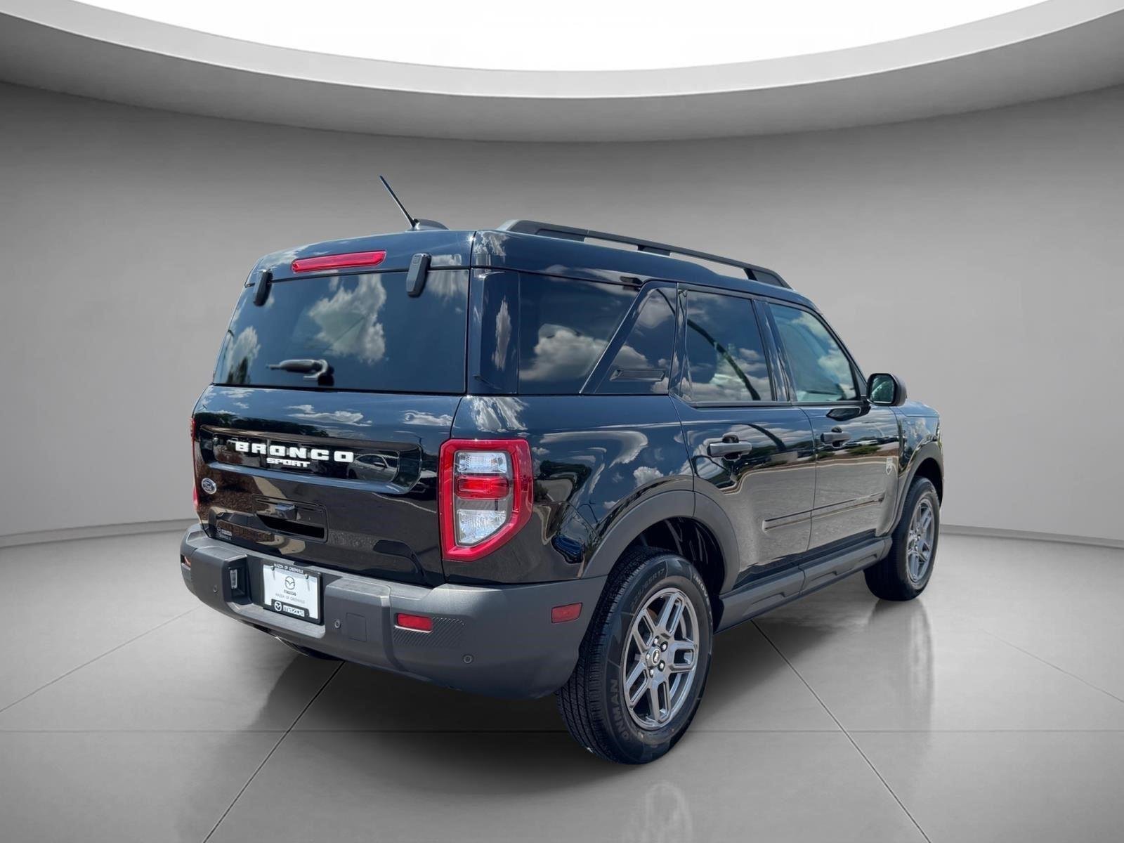 Used 2025 Shadow Black Ford Big Bend image 5