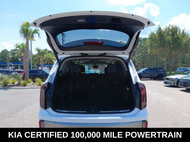 Used 2025 White Kia SX image 32