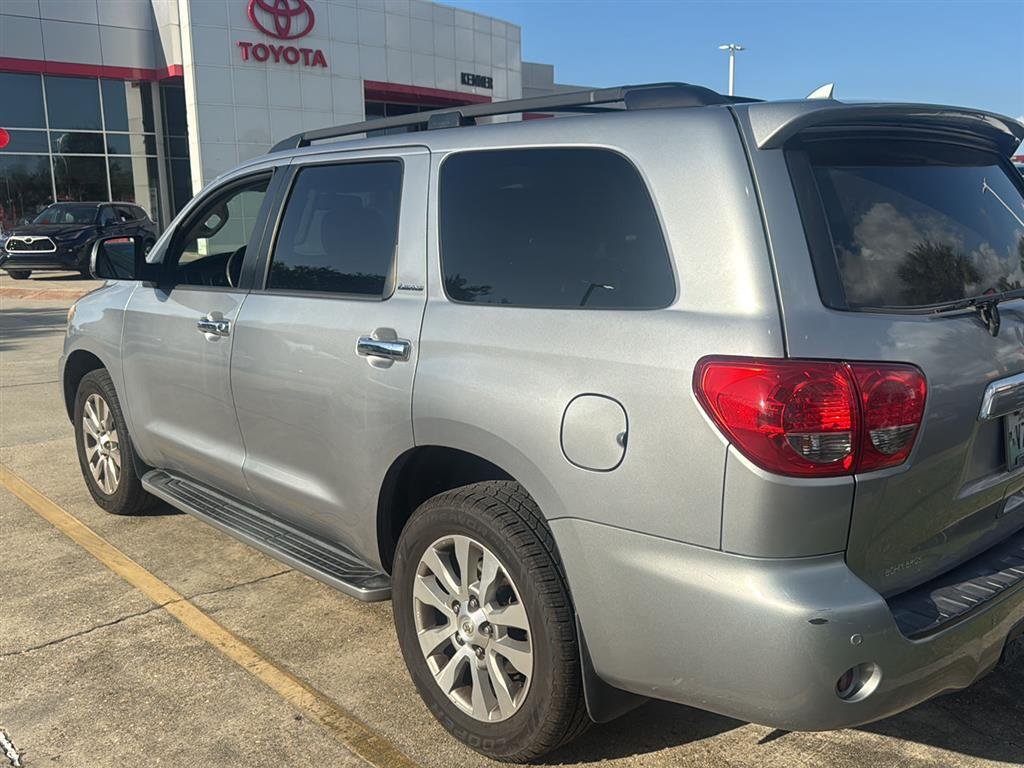 Used 2012 Silver Sky Metallic TOYOTA Limited image 3