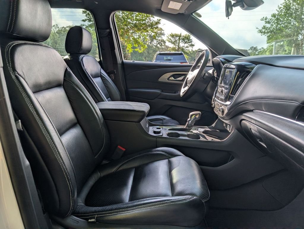 Used 2023 White Chevrolet LT image 28