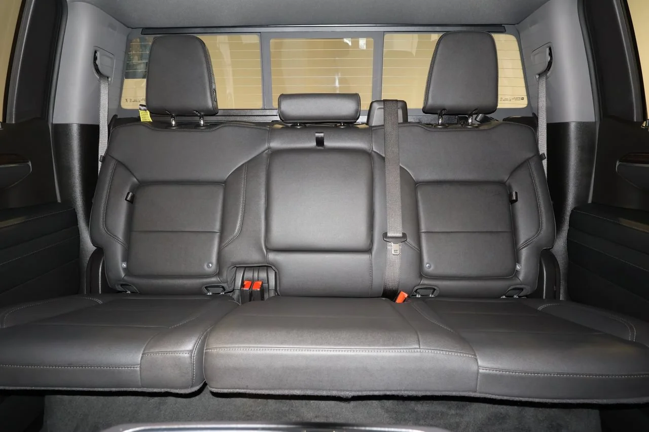 Used 2024 Titanium Rush Metallic GMC Elevation image 31