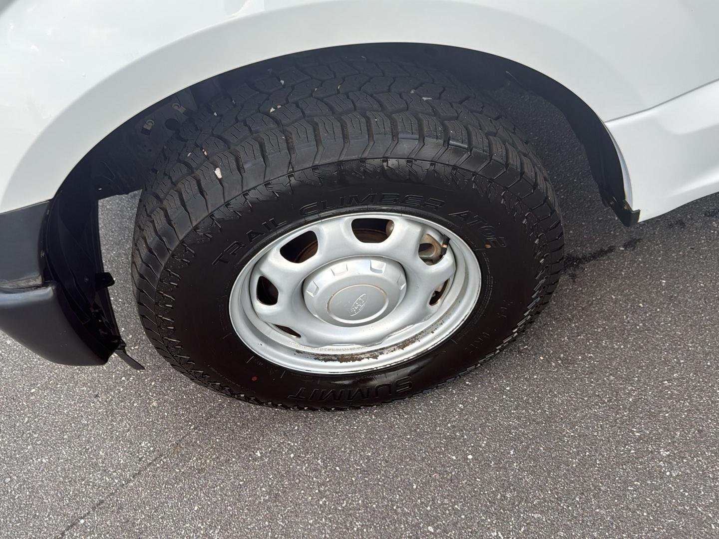Used 2017 OXFORD WHITE FORD  image 17