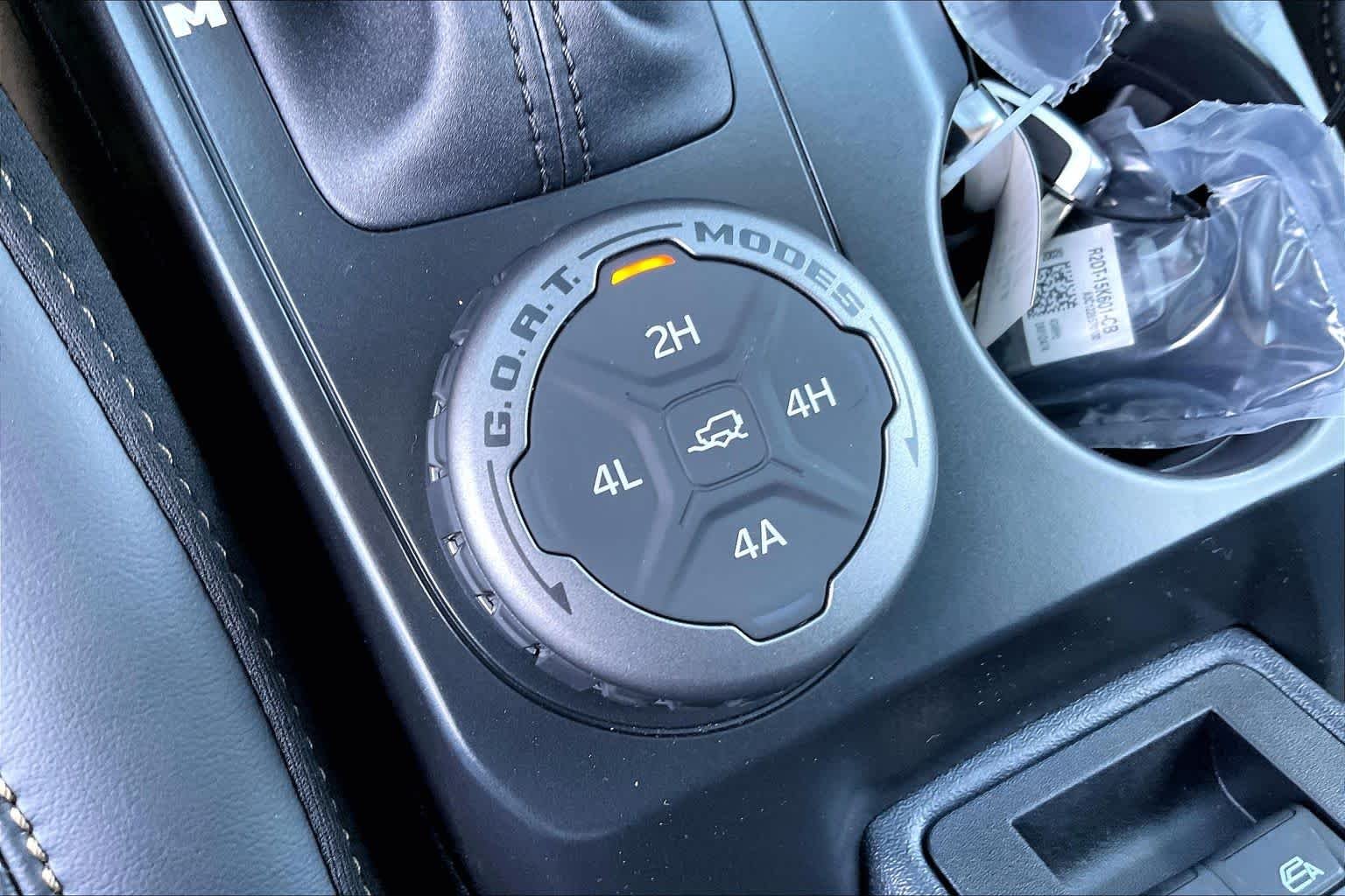 New 2026 Desert Sand Ford Badlands® image 15