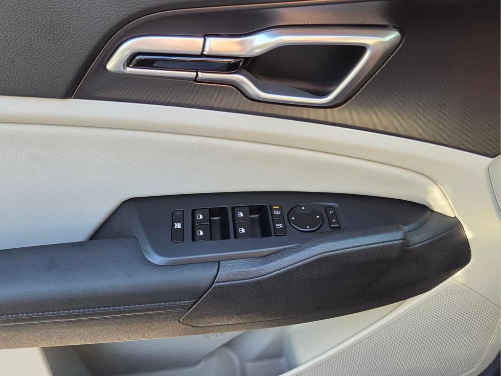 New 2026 Gravity Gray Kia EX image 31