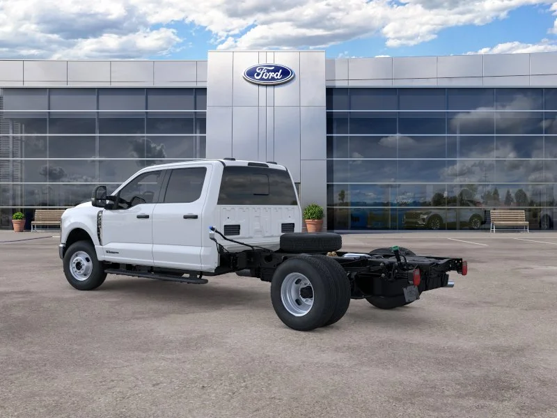 2026 Ford F-350 Super Duty Chassis Cab XL - Photo 27