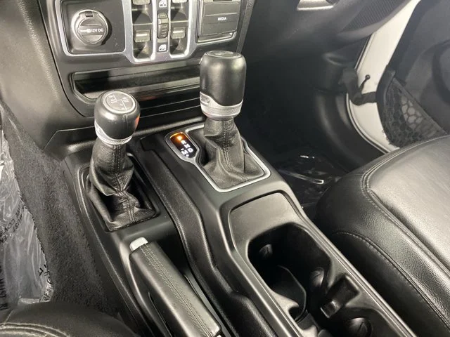 Used 2020 White Jeep Unlimited Sahara Altitude image 30