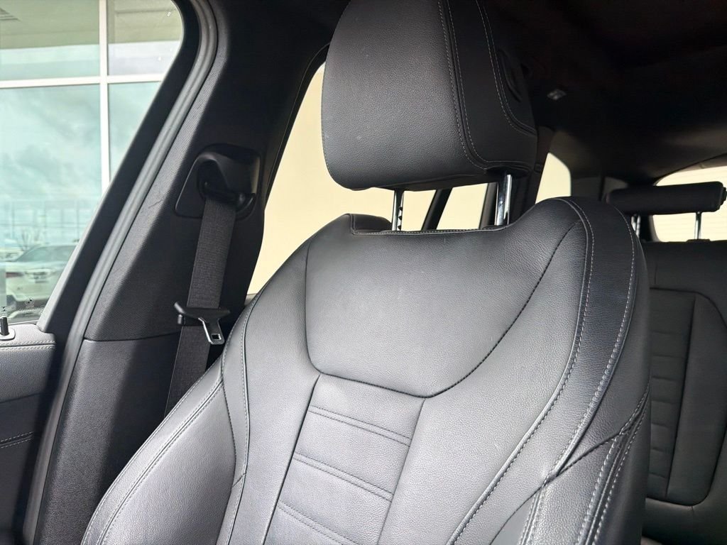 Used 2020 White BMW sDrive30i image 24