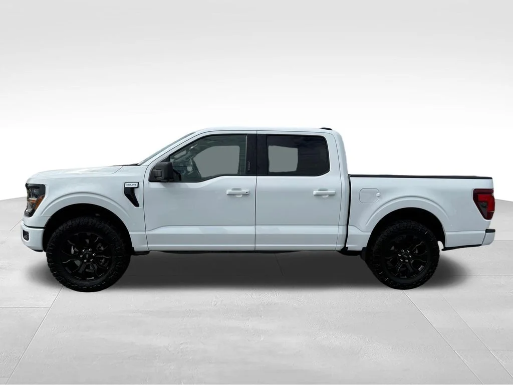 Used 2024 White Ford XLT image 2