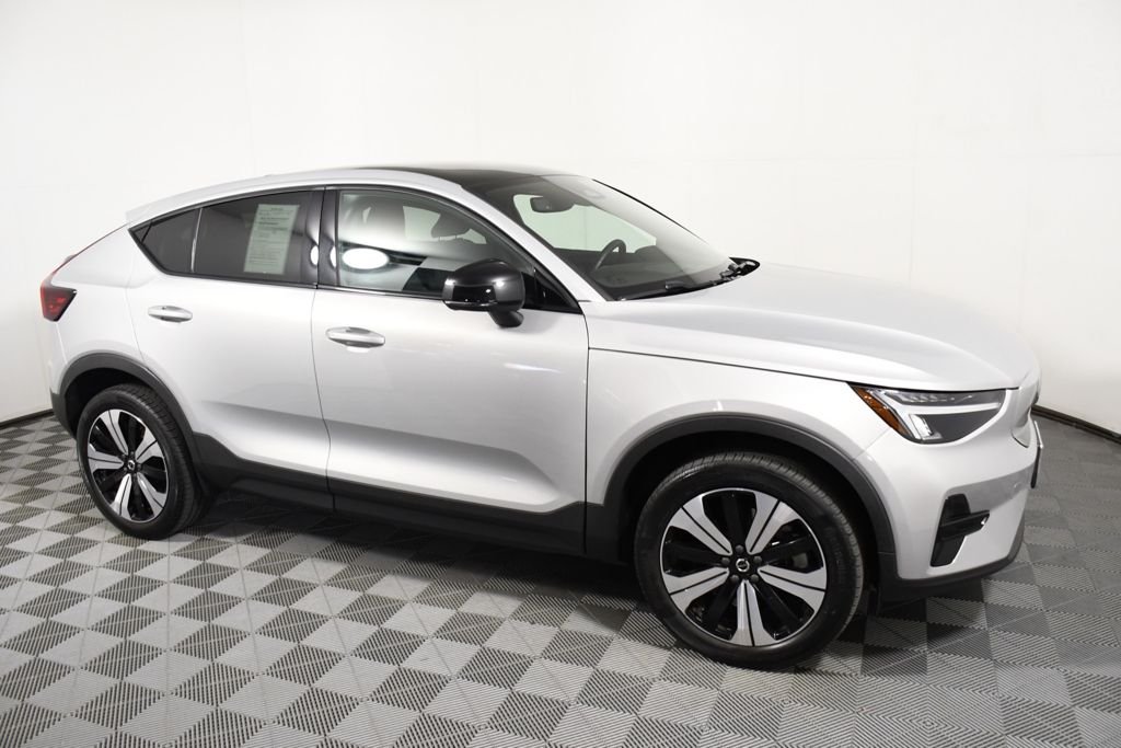 Used 2023 Silver Dawn Metallic Volvo Twin Core image 8