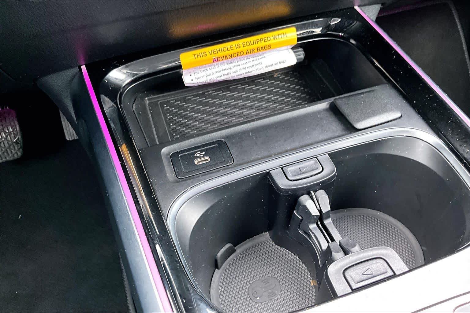 Used 2025 Night Black Mercedes-Benz GLB 250 image 36
