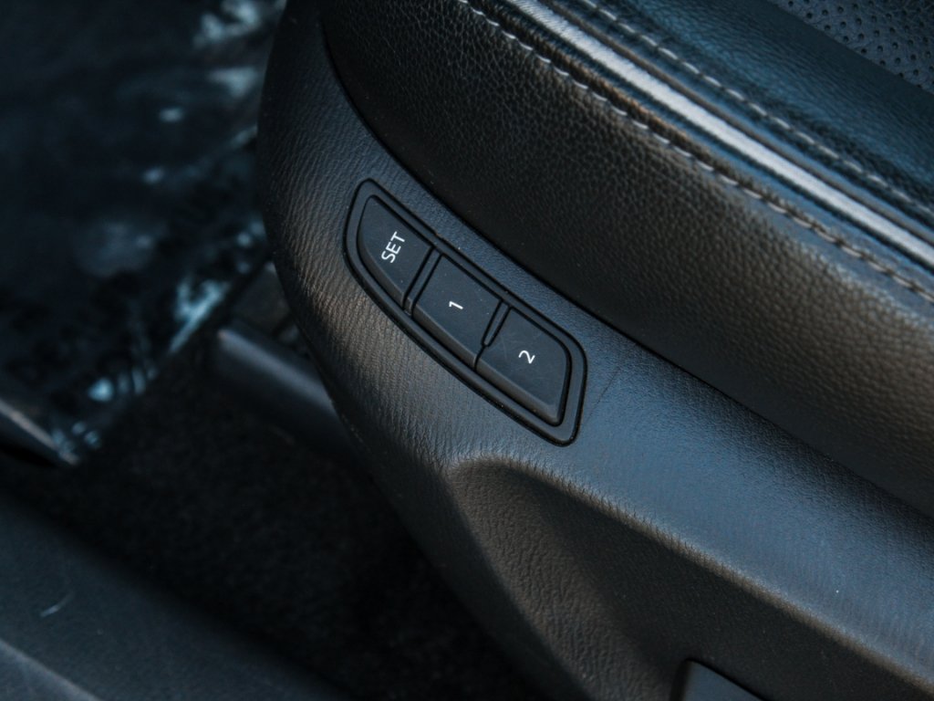 Used 2019 Eternal Blue Mica Mazda Grand Touring image 10