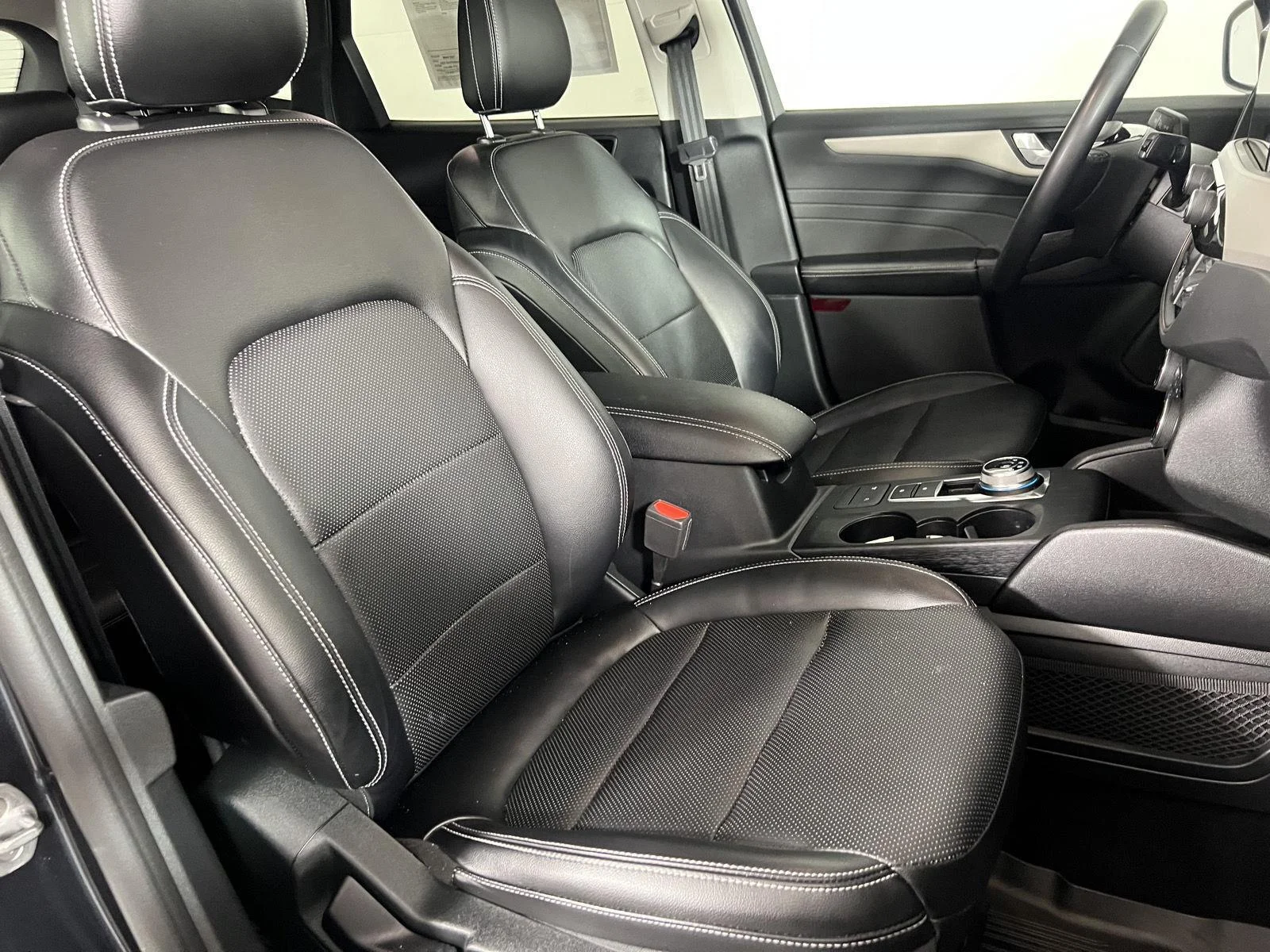 Used 2022 Stone Blue Ford SEL image 22