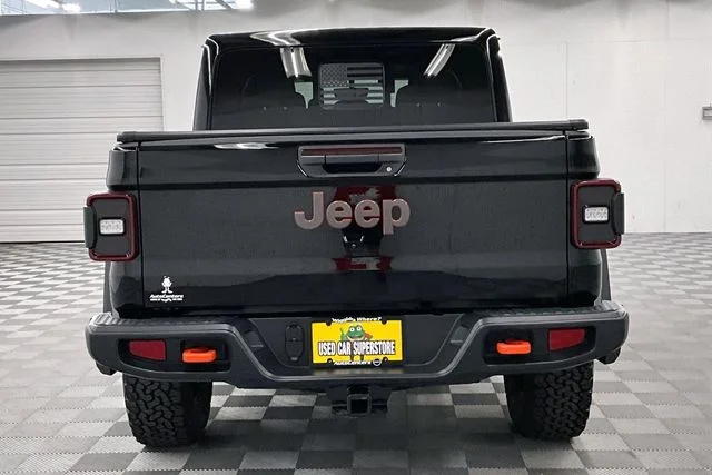 Used 2023 Black Clearcoat Jeep Mojave image 5