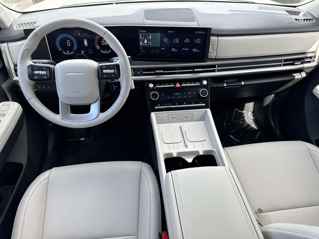 Certified Used 2025 White Hyundai SEL image 6