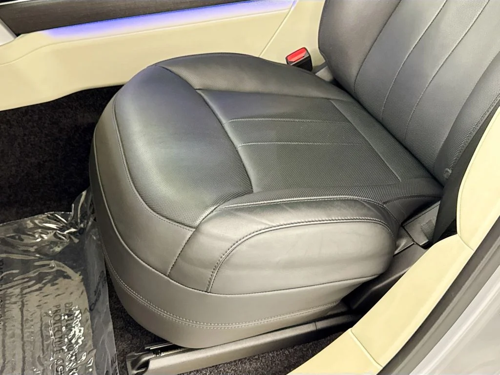 Certified Used 2024 Silver Land Rover SE image 19