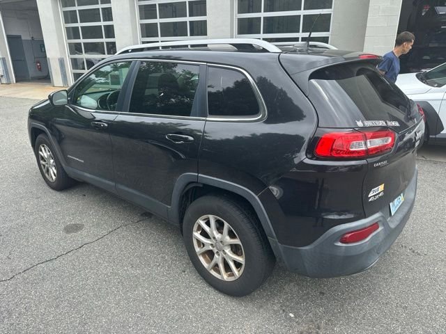 Used 2016 Black Jeep Latitude image 2