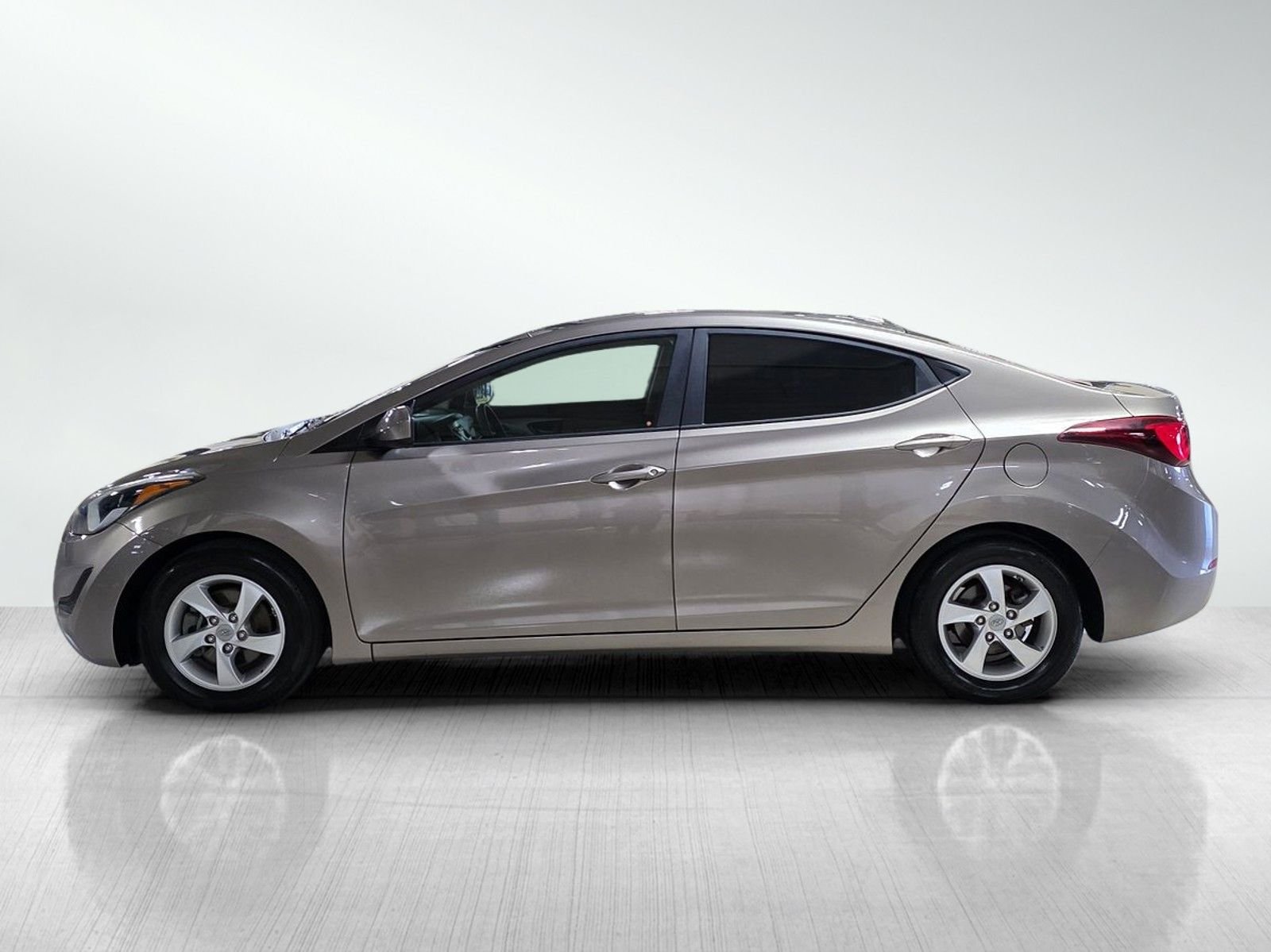 Used 2014 Desert Bronze Hyundai SE image 4