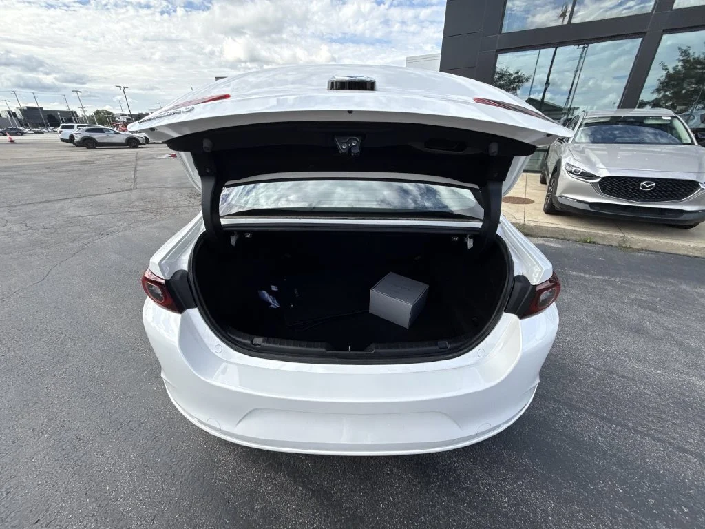 Used 2026 White Mazda 2.5 S image 24