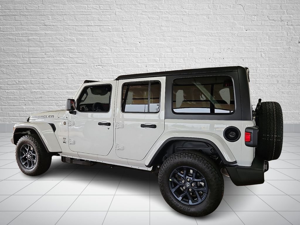 New 2026 Bright White Clear-Coat Exterior Paint Jeep 85th Anniversary Edition image 2