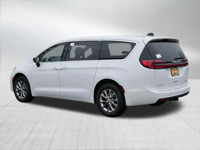 New 2026 Bright White Clearcoat Chrysler Limited image 5