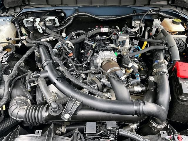 Used 2023 Gray Ford Wildtrak image 33