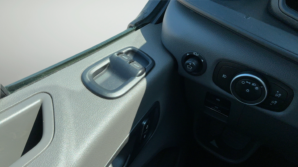 2023 Ford Transit Passenger Van XLT - Photo 11