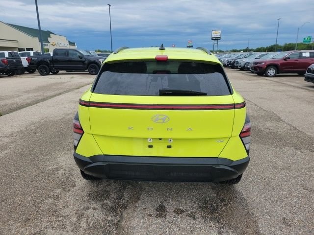 Used 2025 Yellow Hyundai SEL image 22