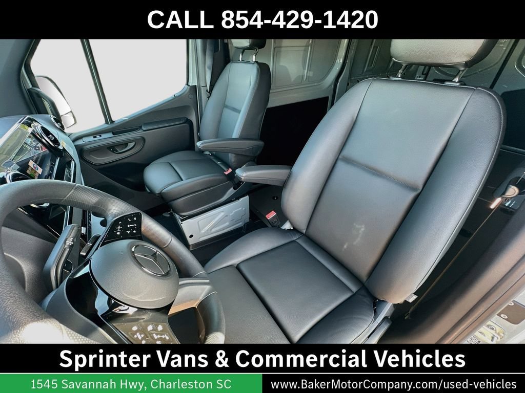 New 2026 Silver+Gray Mercedes-Benz Cargo 144 WB image 38